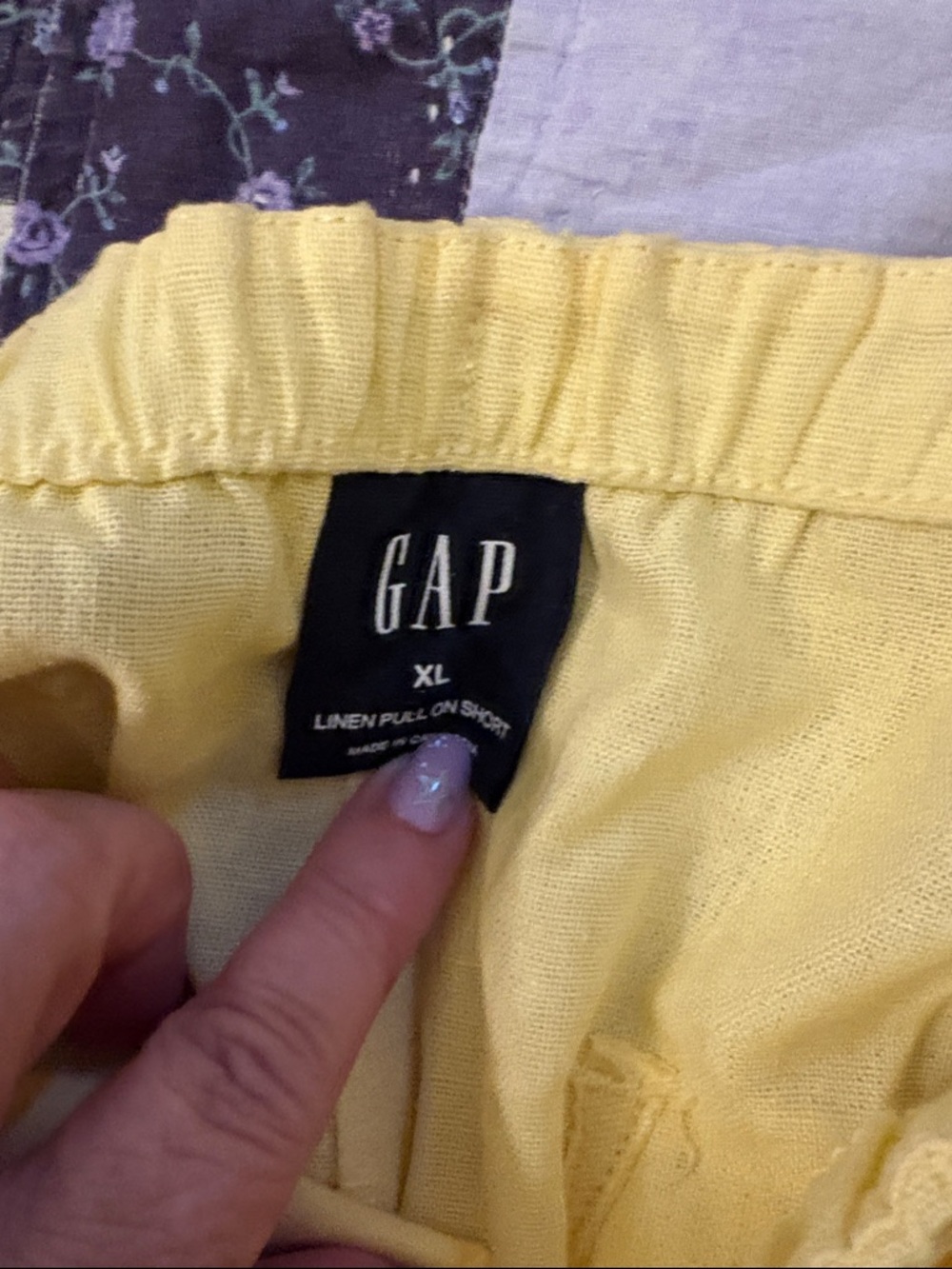 GAP Yellow High-Waist Linen Pull-On Shorts - Picture 3 of 3